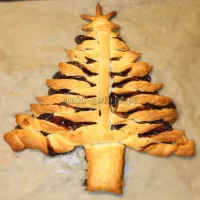 Choinka z ciasta francuskiego