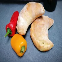 Pieróg drożdżowy z warzywami