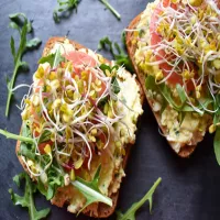 Wiosenne kanapki z pastą jajeczną