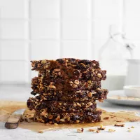 Chlebek bananowy z orzechami i czekoladą