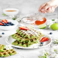 Zielone gofry ze szpinakiem na słodko