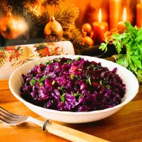 Kapusta czerwona zasmażana z boczkiem