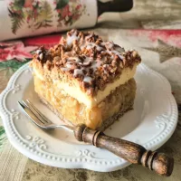 Szarlotka piernikowa z pianką waniliową