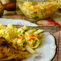 Surówka z kapusty pekińskiej w miodowym winegrecie