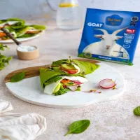 Zielone rożki naleśnikowe serem szynką i warzywami