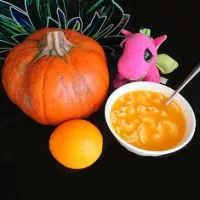 Zupa dyniowo-pomarańczowa