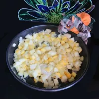 Cukinia z patelni z cebulą