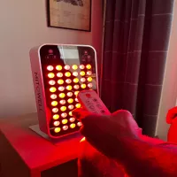 Lampa na podczerwień i światło czerwone