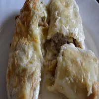 Zapiekane naleśniki z mięsem