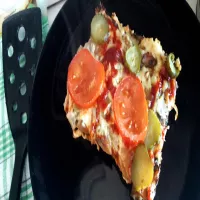 Szybka pizza na chlebie tostowym