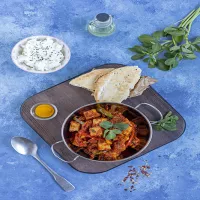 Curry z sera paneer z papryką