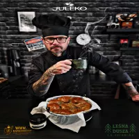 Odrywane bułki z czarnym czosnkiem i fetą