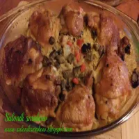 Kurczak na ryżu z pieczarkami i papryką