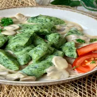 Kopytka ze szpinakiem – miękkie, zielone i szybkie do zrobienia