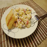 Sałatka z makaronem