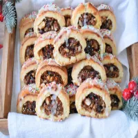 „Buccellati” – sycylijskie kruche ciasteczka z bakaliami