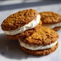Homemade oatmeal cream pies: 7 delightful memories revived