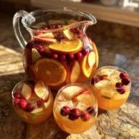 Thanksgiving Drinks for a Crowd: 7 Festive Favorites