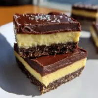 Nanaimo Bars: 7 Irresistible Layers of Pure Joy