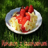 Makaron z truskawkami