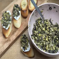 Tepanada z oliwek na przekąskę