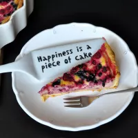 Tarta z malinami i białą czekoladą