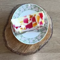 Galaretkowy śmietanowiec.