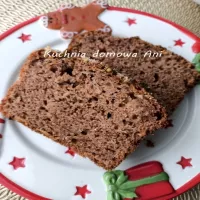 Szybki piernik z jabłkami i posypką orzechową