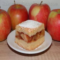Szarlotka na kruchym cieście