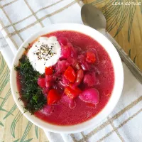 Zupa buraczkowa z fasolą