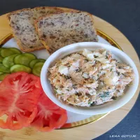 Pasta kanapkowa z łososiem